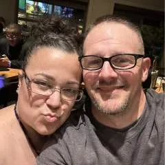 Nunlooking photo on Jungo Live