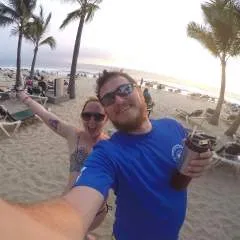 Fro Fro And Elbow photo on Jungo Live