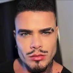 Isaac ✅ photo on Jungo Live