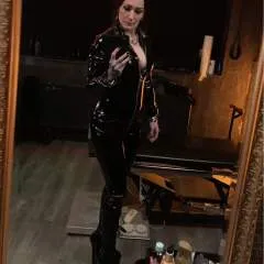 Mistressbella7 photo on Jungo Live
