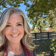 Stacy photo on Jungo Live