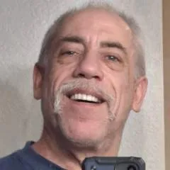 Pushmybutton photo on Jungo Live