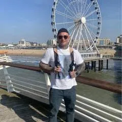 Damian photo on Jungo Live