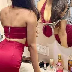 Independent **** Service In Noida .... Women Seeking Men photo on Jungo Live