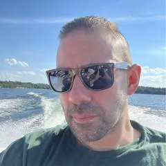 Givenchy........ photo on Jungo Live