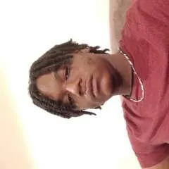 Lou photo on Jungo Live