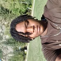 Lou photo on Jungo Live