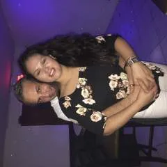 Hot Couple photo on Jungo Live