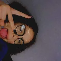 Laila Brown photo on Jungo Live