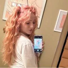 Goddesskim27 photo on Jungo Live
