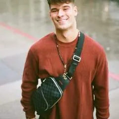 Ericksteven photo on Jungo Live