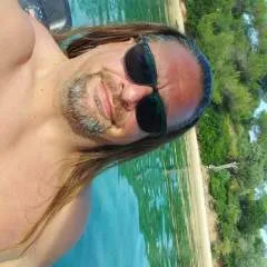 Pat.... photo on Jungo Live