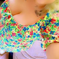 Naughtyduo.... photo on Jungo Live