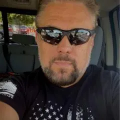 Cliffclincher photo on Jungo Live