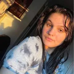 Emjeni Emillia photo on Jungo Live