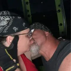 Citycouple30 photo on Jungo Live