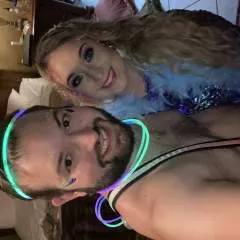 Couple4u photo on Jungo Live