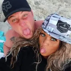 L&jcumsonu photo on Jungo Live