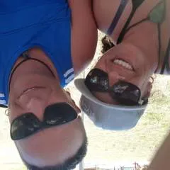 Sweetcouple photo on Jungo Live