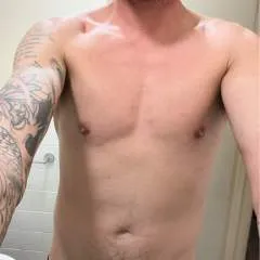 Nickyh40 photo on Jungo Live