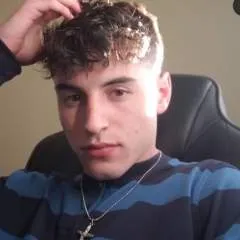 Kingpee photo on Jungo Live