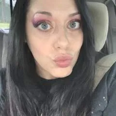 Momma Nikki photo on Jungo Live