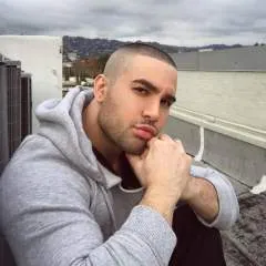 Ryanwil photo on Jungo Live