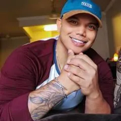 Robert photo on Jungo Live