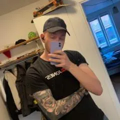 Tweed photo on Jungo Live