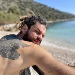 Dmitry’s photo on Jungo Live