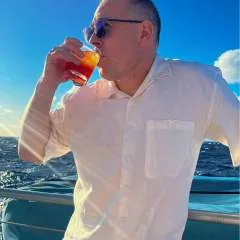 Funlastnight photo on Jungo Live