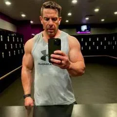 Alex Jarkjally photo on Jungo Live