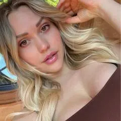 Malkova photo on Jungo Live
