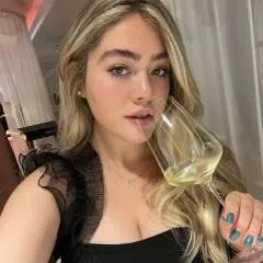 Katnova27 photo on Jungo Live