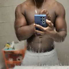 Ronxmaine photo on Jungo Live