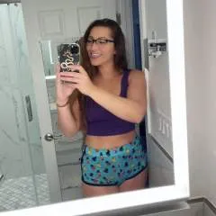 Elizabeth photo on Jungo Live