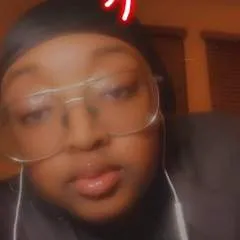 Blu Cinnamon photo on Jungo Live