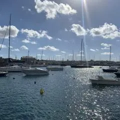 Sw Oila photo on Jungo Live