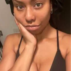 Sandra photo on Jungo Live