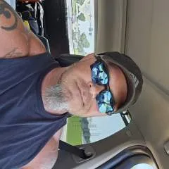 J&s.... photo on Jungo Live