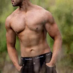 H photo on Jungo Live