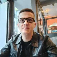 Arturoo photo on Jungo Live