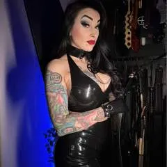 Goddesskat photo on Jungo Live