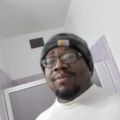 Mello photo on Jungo Live