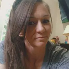 Tina photo on Jungo Live