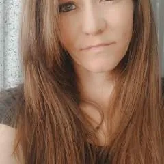 Tina photo on Jungo Live