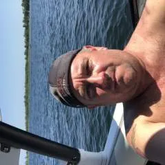 Luvtoeatu photo on Jungo Live