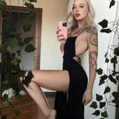 Mistressandie30 photo on Jungo Live