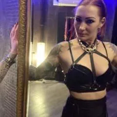Mistress_harvey photo on Jungo Live