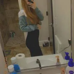 Lexi photo on Jungo Live